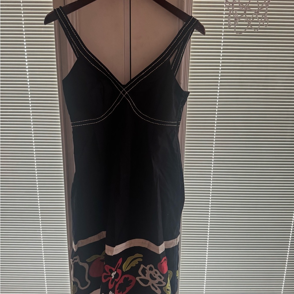 NWOT Anthropologie  MAEVE Floral Dress with Colorful Hem size 4